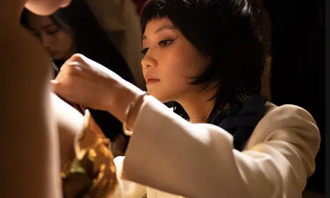 Nhà thiết kế Thanh Thanh Nguyễn tạo dấu ấn với BST “Denim Sonata” và “Palatial” tại sự kiện 9 Fashion Show mùa 2