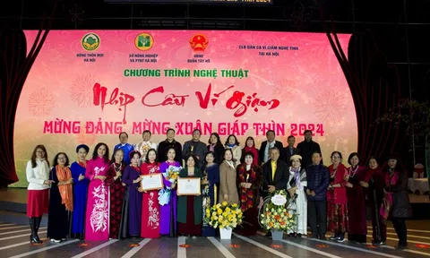 "Nhịp cầu Ví Giặm mừng Đảng, mừng Xuân, mừng đất nước đổi mới"