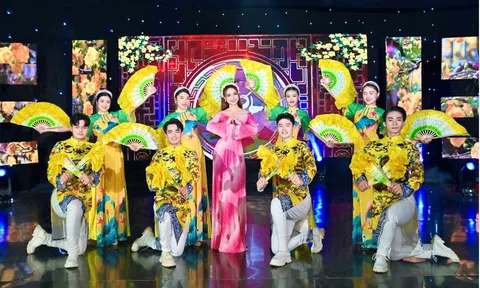 Lina Nguyễn giao lưu cùng khán giả Truyền hình "Gửi chút tình hồng" trong ngày gần Tết
