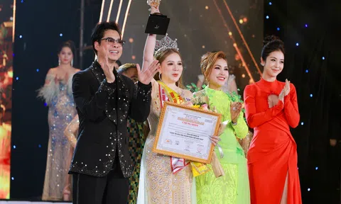 Doanh nhân Nguyễn Thị Bình và khoảnh khắc đăng quang Hoa hậu Nhân ái Hoa hậu Doanh nhân Việt Nam 2024