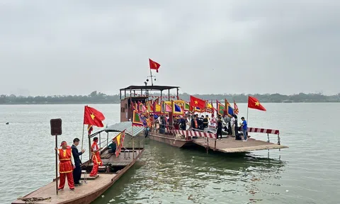 Lễ hội truyền thống làng cổ Bát Tràng: Hành trình khám phá miền di sản và nghệ thuật gốm độc đáo