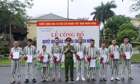 Những người viết tiếp ước mơ còn dang dở