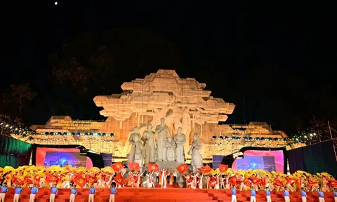 Tuyên Quang rực rỡ đêm hội nghệ thuật và pháo hoa chào mừng 80 năm Quốc khánh 2/9