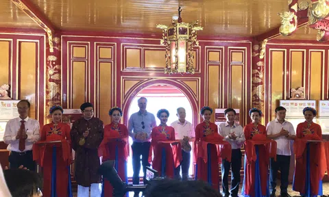 TRIỂN LÃM PHIÊN BẢN KIM ẤN TRIỀU NGUYỄN
