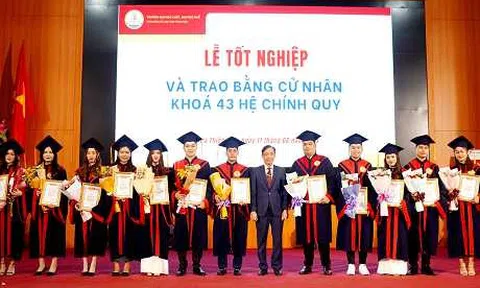 Trường Đại học Luật, Đại học Huế: 543 sinh viên tốt nghiệp, nhận bằng Cử Ngành Luật, Ngành Luật kinh tế.