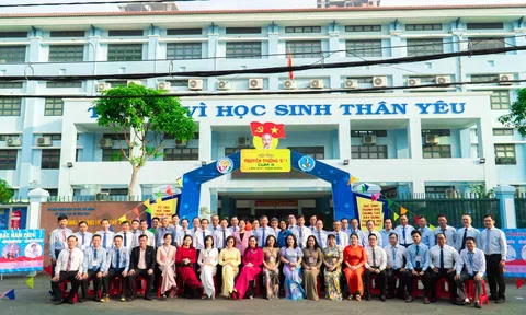 Trường THPT Bình Hưng Hòa - Điểm sáng giáo dục theo xu thế hiện đại