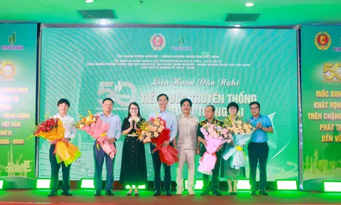 Tự hào âm vang “Tiếp bước truyền thống - Kiến tạo tương lai”