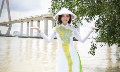 Á hậu Hà Linh khoe dáng thướt tha trong tà áo dài của NTK Đức Minh