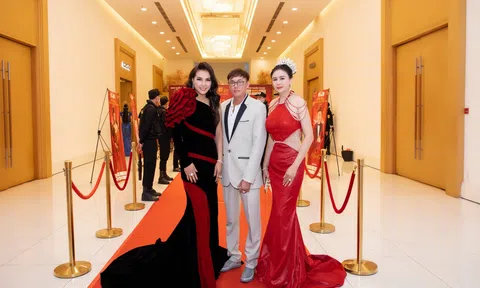 NTK Tommy Nguyễn tài trợ trang phục dạ hội cho cuộc thi Hoa hậu Doanh nhân Việt Nam 2022