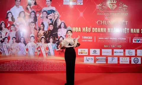 Hoa hậu Trần Thị Ái Loan quyền lực trên ghế trưởng ban giám khảo Hoa hậu Doanh nhân Việt Nam 2022