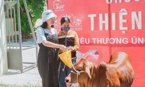 Bác sĩ Thu Venus đồng hành cùng Hoa hậu Doanh nhân Việt Nam 2022 trong chương trình trao tặng bò cho hộ nghèo