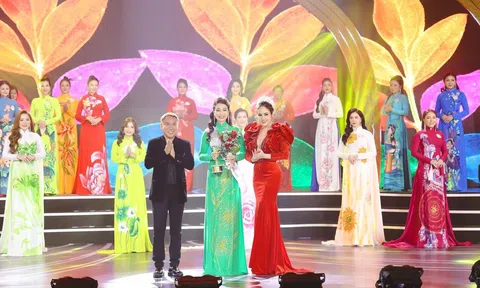 NTK Tony Phạm mang BST “Hồn quê” đến Chung kết HHTHVN 2022