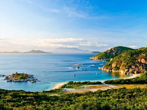 Khánh Hòa: Ninh Chữ  – viên ngọc biển đang bừng sáng trên bản đồ du lịch Việt Nam