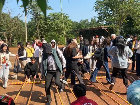 Giữ “ngôi nhà chung” luôn "đỏ lửa" văn hóa tại Làng Văn hóa – Du lịch các dân tộc Việt Nam