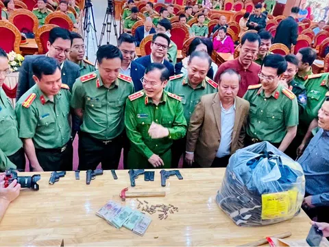 Bộ Công an: Trao thưởng cho tập thể, cá nhân tham gia phá án vụ cướp Ngân hàng tại Gia Lai