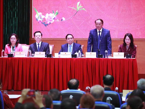 Thủ tướng Phạm Minh Chính thăm, chúc Tết xuân Bính Ngọ và làm việc với Bộ Văn hóa – Thể thao và Du lịch