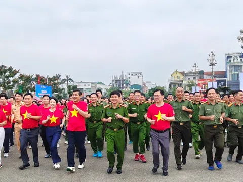 Nghệ An hưởng ứng “Ngày chạy Olympic - Vì sức khỏe toàn dân - Vì an ninh Tổ quốc”