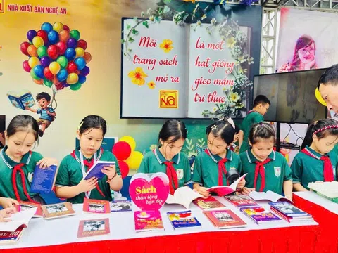 Nghệ An khai mạc Ngày sách và phát động văn hóa đọc