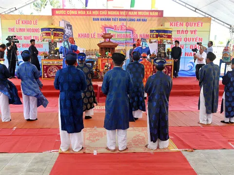 Quảng Ngãi: Lễ khao lề thế lính Hoàng Sa ở Lý Sơn - Tri ân những hùng binh năm xưa