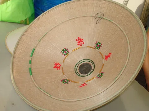 Nón ngựa Phú Gia - Kiệt tác đội đầu của miền đất võ