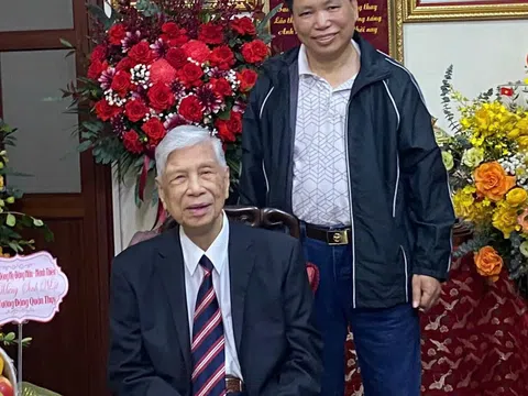 Chúc Thọ Anh hùng Trung tướng Đặng Quân Thuỵ 99 mùa Xuân