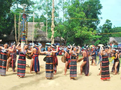 Xuân trên dãy Trường Sơn và dấu Tr’záo của người Cơ Tu