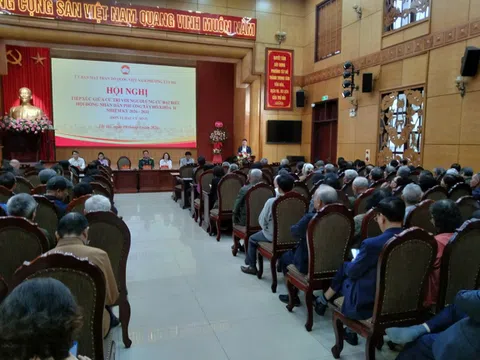 Hà Nội: Ứng cử viên đại biểu HĐND phường Tây Hồ tiếp xúc cử tri đơn vị bầu cử số 5: Khẳng định tinh thần nghe - nói - làm