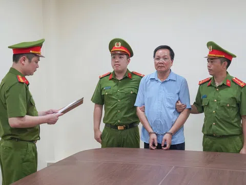 Góc nhìn văn hoá: Không thể dung thứ “ăn chặn” tiền của người yếu thế