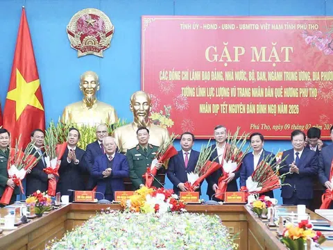Phú Thọ gặp mặt các đồng chí lãnh đạo, nguyên lãnh đạo Đảng, Nhà nước và tướng lĩnh người quê hương nhân dịp Xuân mới