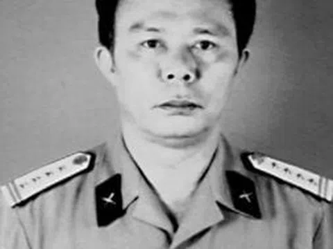 Đại tá - Nhà văn Phạm Hoa đã về "Miền xa thẳm"