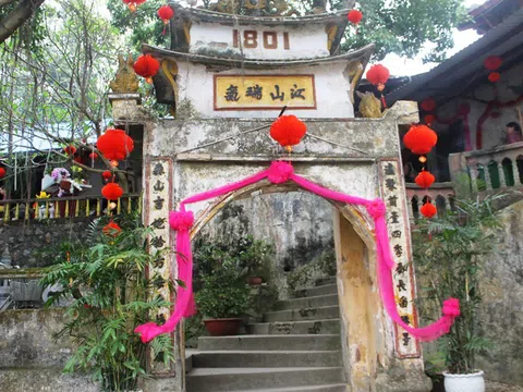 Tuyên Quang: Đền Mẫu Thượng - Nơi sinh hoạt văn hóa tín ngưỡng
