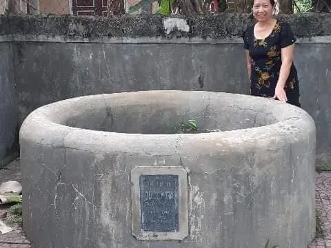 Giếng làng và bể nước xưa