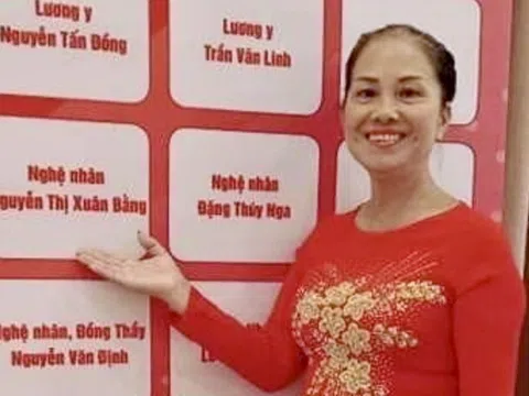 Nghệ nhân Nguyễn Thị Xuân Bằng – “Bức tranh hành đạo” đa sắc màu về người con đất Tổ Vua Hùng