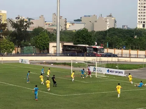 CLB bóng đá Hải Nam Vĩnh Yên Vĩnh Phúc thắng sát nút 1-0 FC Hoà Bình