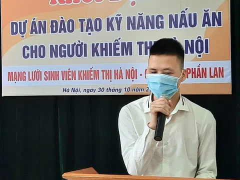 Vượt lên số phận:  Chàng sinh viên khuyết tật và khát vọng cống hiến