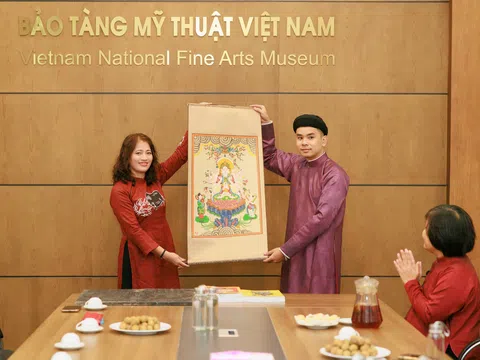 Bảo tàng Mỹ thuật Huế tiếp nhận bộ sưu tập tranh dân gian quý giá: Lan tỏa phong trào hiến tặng cho bảo tàng