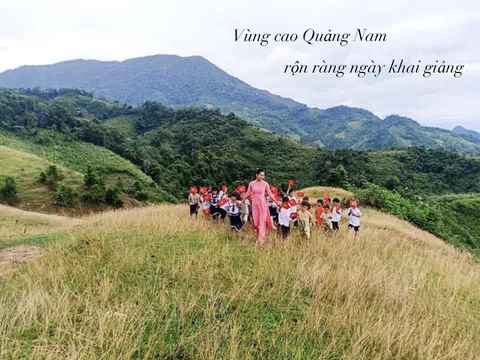 Vùng cao Quảng Nam, rộn ràng ngày khai giảng