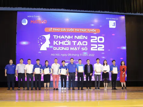 Trao giải cuộc thi “Thanh niên khởi tạo gương mặt số” năm 2022