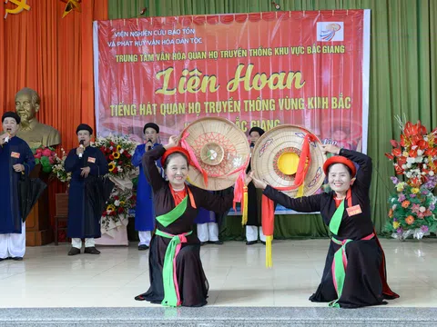 20 CLB tham dự Liên hoan Tiếng hát quan họ truyền thống vùng Kinh Bắc khu vực Bắc Giang