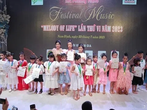 Trung Tâm Nghệ thuật Green Art & Music Nam Định mở lớp đào tạo người mẫu nhí Kid Green