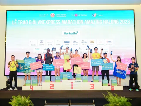 Giải chạy VnEpxress Marathon Amazing Hạ Long 2023 thu hút hơn 11.000 vận động viên