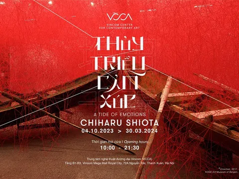 Mở cửa triển lãm sắp đặt ‘Thủy triều cảm xúc” của nghệ sĩ Chiharu Shiota tại Việt Nam