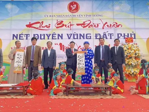 Vĩnh Phúc: Khai bút đầu Xuân – Nét duyên vùng đất "Phủ" Vĩnh Tường