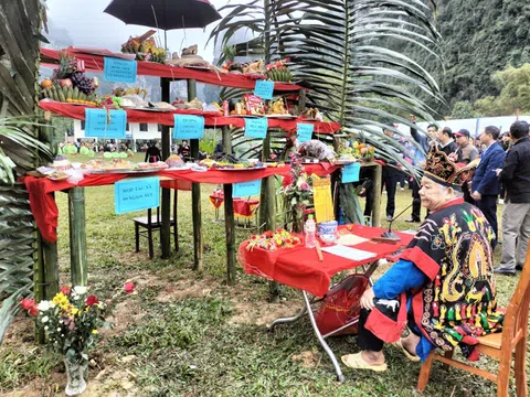 Tuyên Quang: Lễ hội Lồng tồng của người Tày xã Thượng Lâm (Lâm Bình)  