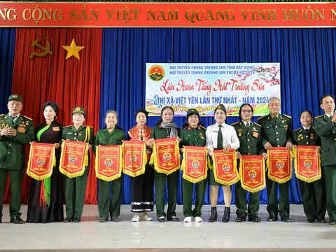 Bắc Giang: Thị xã Việt Yên Liên hoan Tiếng hát Trường Sơn Lần thứ nhất năm 2024