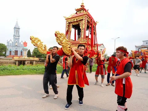 Thái Bình: Đặc sắc lễ hội Vạn Xuân