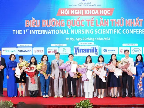 Vinamilk đồng hành cùng Hội nghị khoa học điều dưỡng Quốc tế lần thứ nhất CLB Điều dưỡng trưởng Việt Nam