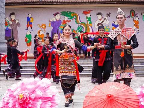 Xuyên Việt” khám phá tinh hoa lễ hội ba miền tại VinWonders Nam Hội An