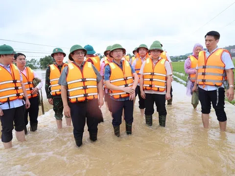 Thủ tướng Phạm Minh Chính kiểm tra công tác ứng phó mưa lũ tại Bắc Giang