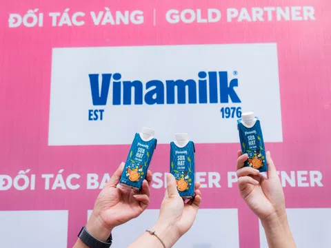 Vinamilk tài trợ “132 kg đạm*” cho 11.000 runner VnExpress Marathon Hà Nội